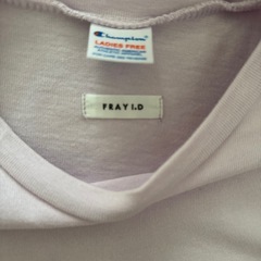 レディースchampion×FRAY I.D Tシャツの画像