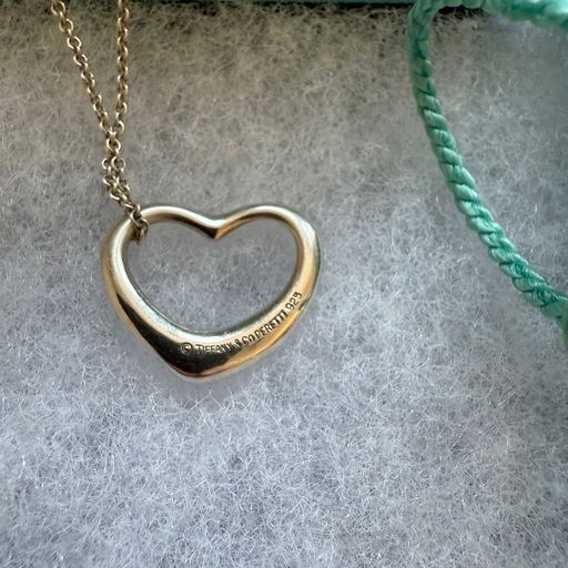 TIFFANYオープンハートネックレス22mm