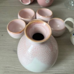 グラス、ティーカップなどの画像