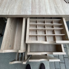 f●■【無料/0円】ミシン台 作業台 デスク 伸縮 折りたたみ コンパクト スリム  【LOWYA】の画像