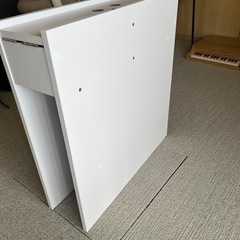 トイレ収納の画像