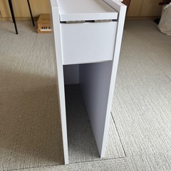 トイレ収納の画像