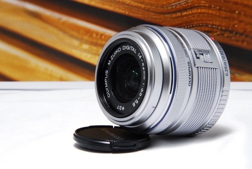 OLYMPUS PEN Lite E-PL6 ホワイト 標準ズームキット
