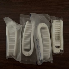 ✈︎旅行などに　ヘアブラシ　アメニティ🧳の画像