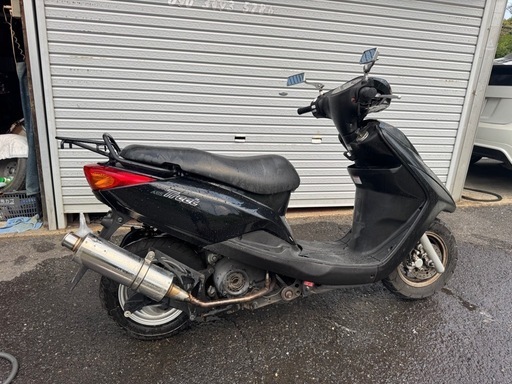 アクシストリート125cc  放置車両不動