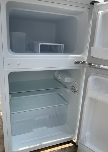 RKGRE-557】特価！Comfee'/90L 2ドア冷凍冷蔵庫/RCT90WH/E/中古品