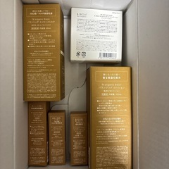 【新品未使用】N organic Basic 化粧水・乳液・美容液・UVファンデーションのセットの画像