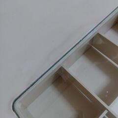 ダイニングテーブル白の画像
