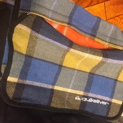 クイックシルバーショルダーバッグの画像