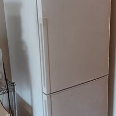 冷蔵庫　2018年製造 シャープの画像