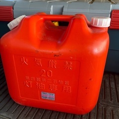 灯油用ポリタンクの画像