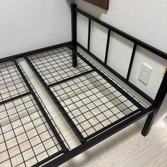 ベッドの画像