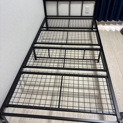 ベッドの画像