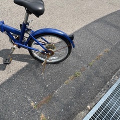 自転車2台折りたたみと子供用の画像