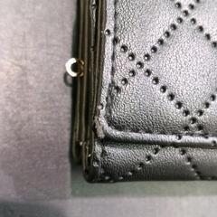 0828-049 財布　多少の剥がれ有りの画像