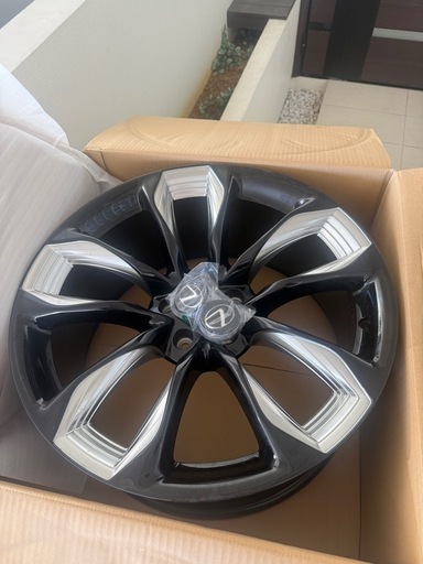 LC500純正ホイール