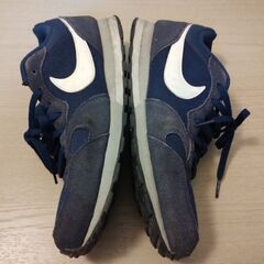 NIKE MD RUNNER 2 ネイビー28cmの画像