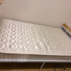 SDベッド&コイルSDマットレスのセットの画像