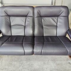 FUJI FURNITURE 本革2人掛けリクライニングソファー『中古美品』
