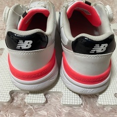 ニューバランス　ゴルフスニーカーの画像