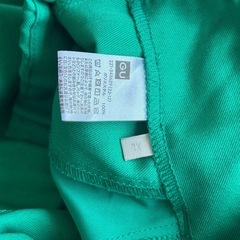 GU 緑パンツ サイズXLの画像