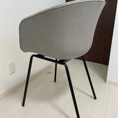 モダンダイニングチェア　サロンチェアの画像