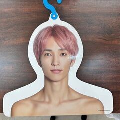 【　SixTONES　田中樹　】 ストーンズ  フォトハンガーの画像