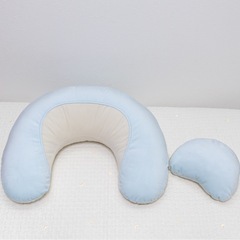 【エールベベ】3WAY授乳クッション プレミアム パステルブルーの画像