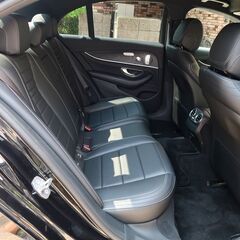 検査8年12月E200 AVG スポーツ レザーPKG/ブルメスター/12.3インチナビ/Apple Car Play/360度カメラ/レーダーセーフティPKG/記録簿/1オーナーの画像