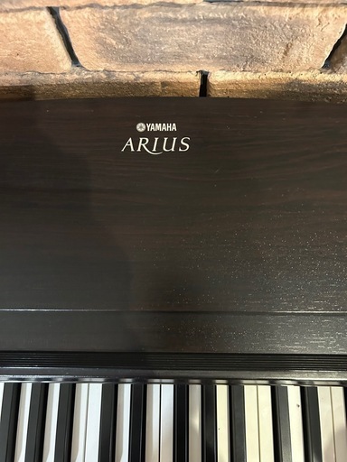 YAMAHA   ARIUS  電子ピアノ