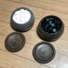囲碁セット　碁盤+ 碁石の画像