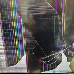 パナソニック液晶4Kテレビ　液晶割れ
ジャンクの画像