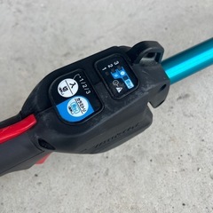 マキタ　40v 草刈機　の画像