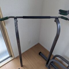 懸垂マシンの画像