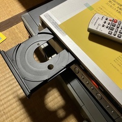 DVDレコーダー　リモコン付きの画像