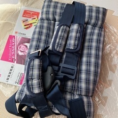 日本育児　トラベルベスト　コンパクトチャイルドシートの画像