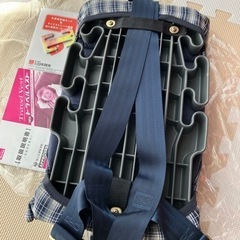 日本育児　トラベルベスト　コンパクトチャイルドシートの画像