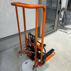 ONE STEP ハンドフォークリフト 油圧式 【耐荷重:200kg】の画像