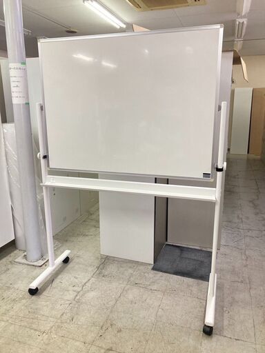 中古 美品 イトーキ ホワイトボード 両面 自立式 ホーロー 脚付