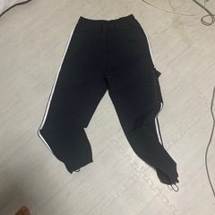 アディダスパンツの画像