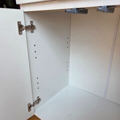未使用訳あり 幅60 奥行40 高さ80 キャビネットホワイト フレンチシャビー リビングボード 本棚 棚 サイドボード リビング 家具の画像