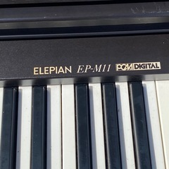 M0828713B  Columbiaコロンビア  ピアノ 電子ピアノ 木製 楽器 音楽 中古品 現場品 デジタルピアノの画像