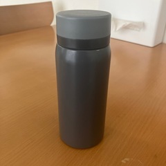 【募集中】アイリスオーヤマ　水筒　350ml　ステンレスボトル　ダークグレーの画像