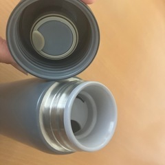 【募集中】アイリスオーヤマ　水筒　350ml　ステンレスボトル　ダークグレーの画像