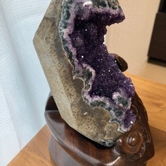 アメジストドーム　細かい結晶　おまけ2個付きの画像
