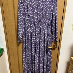 花柄　ワンピースの画像