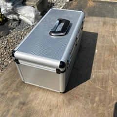 アルミケースの画像