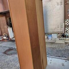 本棚綺麗です。頑丈です。の画像