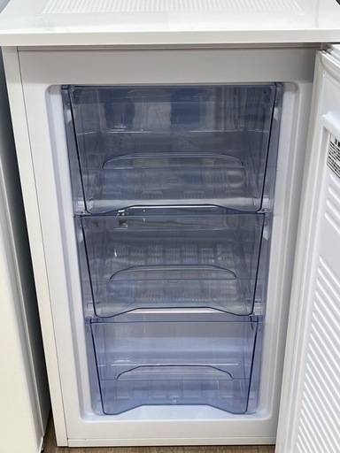 【ジャングルジャングル岸和田和泉インター店】冷凍庫 アイリスオーヤマ KUSD-6A-W 2022年製 60L 1ドア 一人暮らし コ