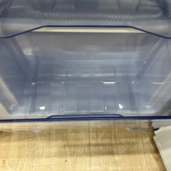 【ジャングルジャングル岸和田和泉インター店】冷凍庫 アイリスオーヤマ KUSD-6A-W 2022年製 60L 1ドア 一人暮らし コンパクト 家電 和泉市 堺市 岸和田市 泉大津市 高石市 泉北郡熊取町の画像